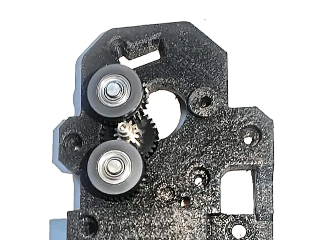 Front view: the gear side of the main body